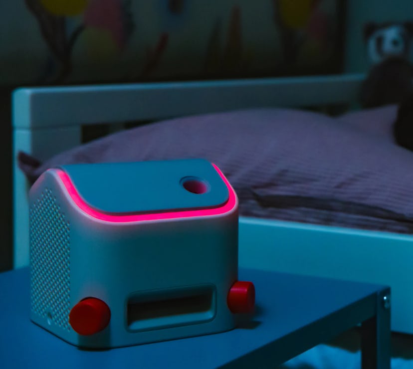 A picture shows how you could use Yoto player as part of bedtime, as an OK-to-wake light or white no...