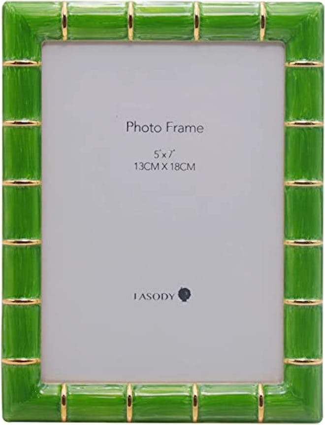If you're looking for inexpensive ways to decorate your home, consider this green picture frame with...