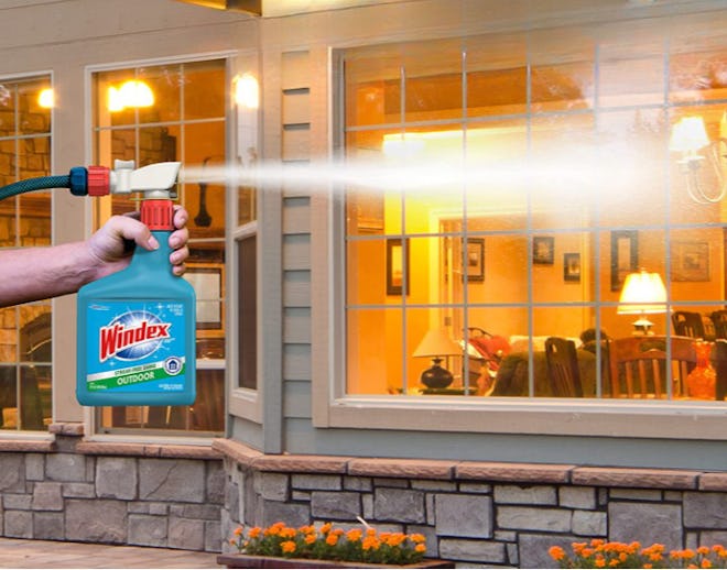 Windex Outdoor Window, Glass, & Patio Cleaner With Hose Attachment