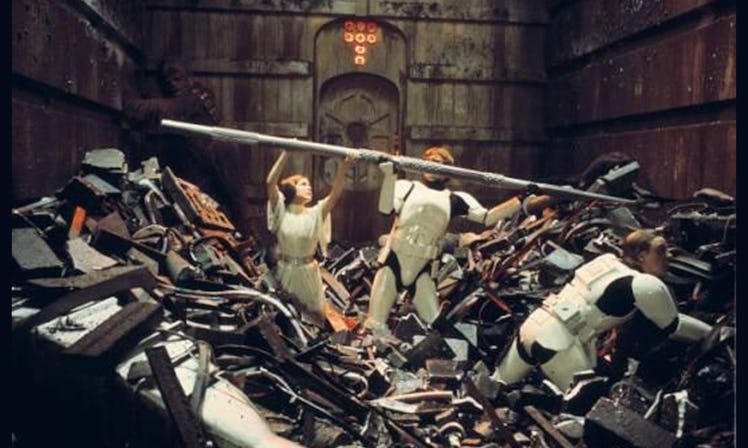 While Simone uses a tool called “The Constipator” to hold open the hallway, Leia and Han used someth...
