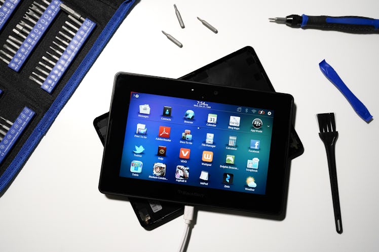 Inverse Deputy Editor Raymond Wong's disassembled BlackBerry PlayBook tablet