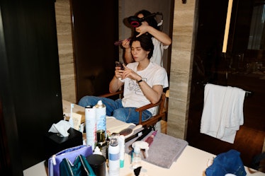 johnny suh of NCT getting ready for gold gala 2023