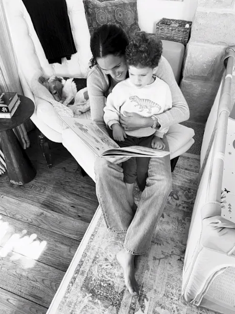 Archie Meg Sweet Photos Of Meghan Markle With Archie & Lilibet