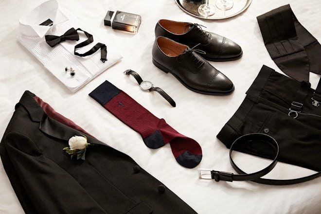 Need help navigating that wedding dress code?