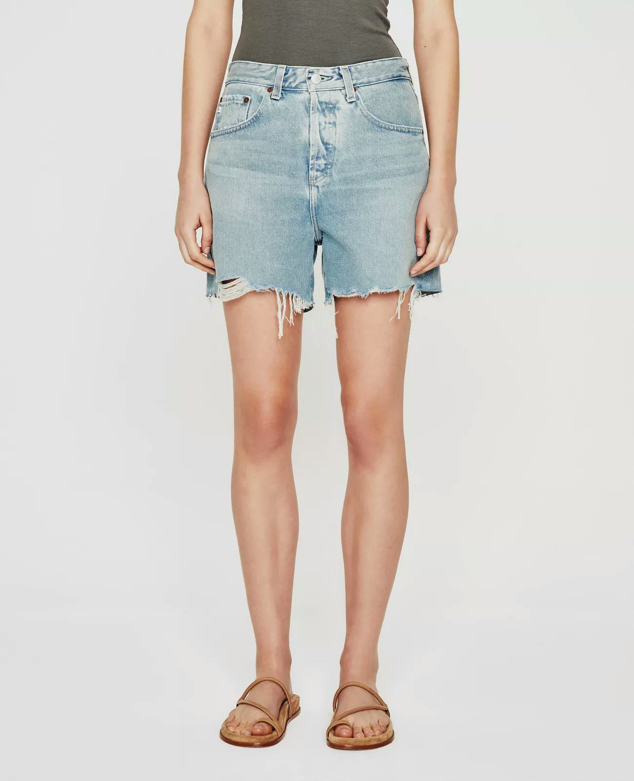 Clove Short