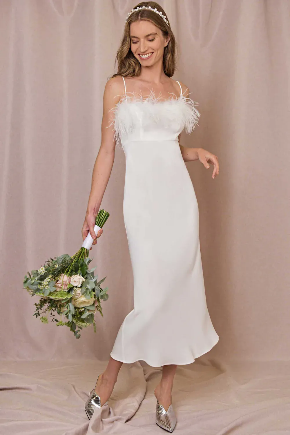 10 Midi Wedding Dresses That Toe The Line Between Timeless & Trendy