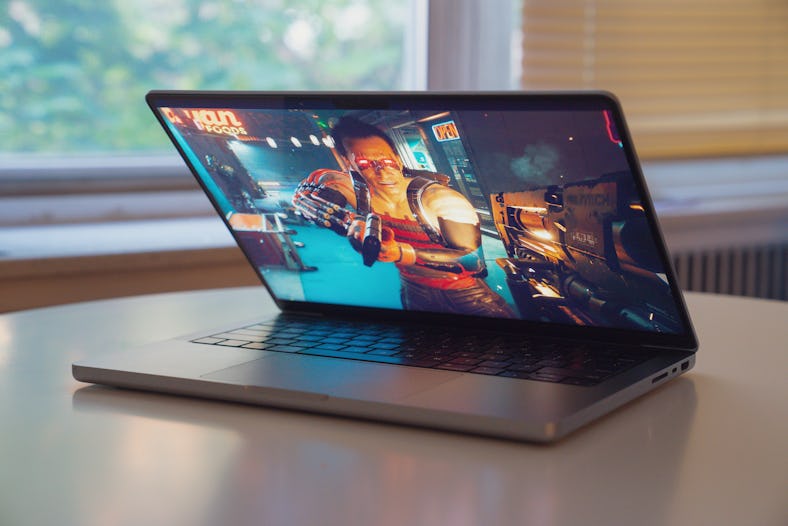 Cyberpunk 2077 running on 14-inch MacBook Pro using macOS Sonoma's Game Porting Toolkit