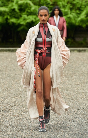 Louis Vuitton Resort 2024 Fashion Show Details