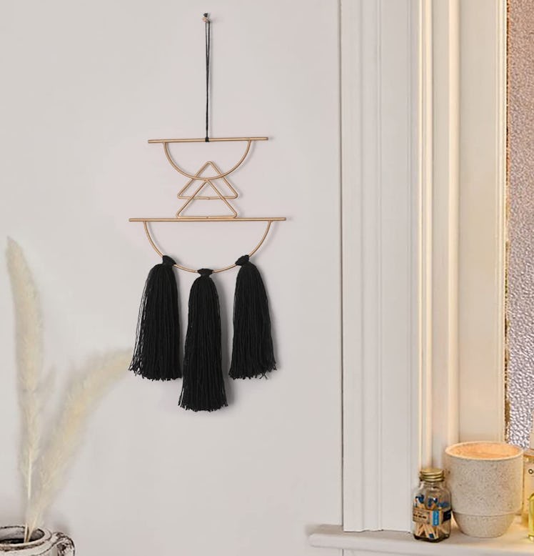  IOWER Macrame Wall Hanging