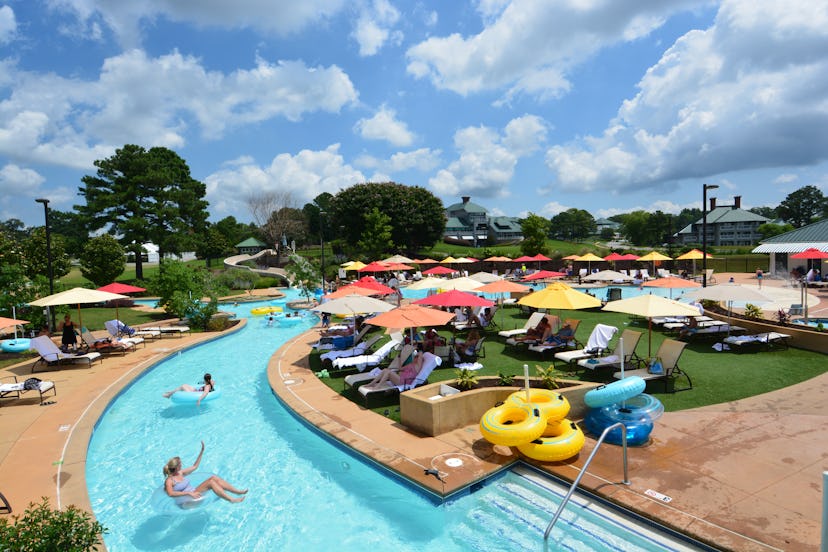 Kingsmill Resort river pool