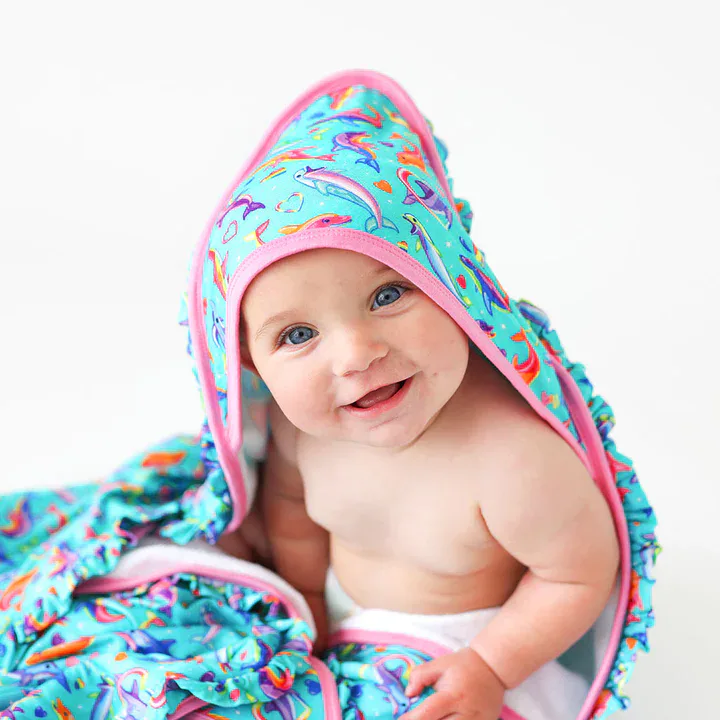 Posh Peanut x Lisa Frank Collection Has PJs & Outfits For Kids & Adults
