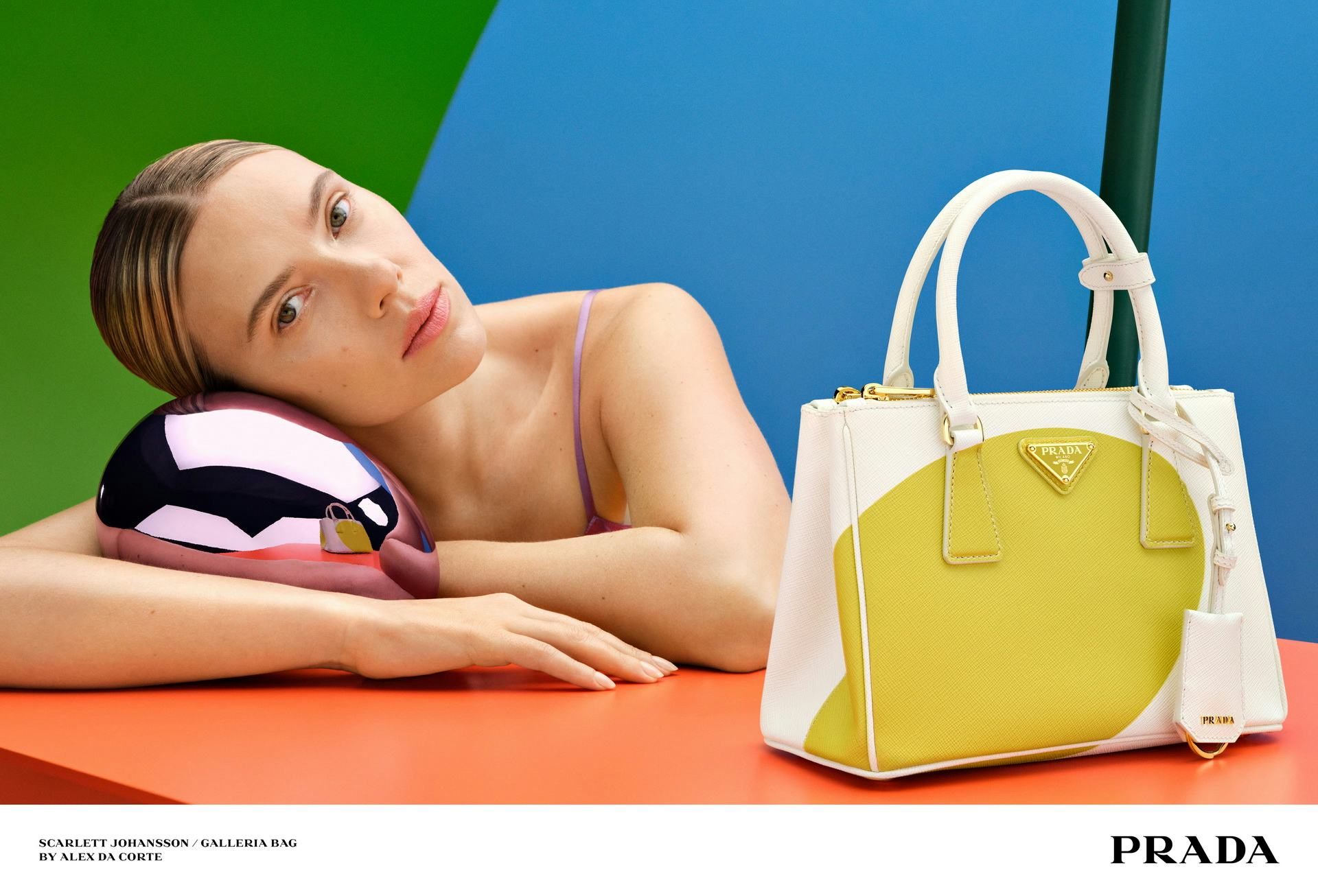 これで決まり!◇GALLERIA バッグ◇PRADA Why Prada's Galleria Bag Will Never Go Out of Style