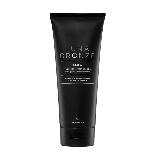 Glow Gradual Tanning Moisturizer