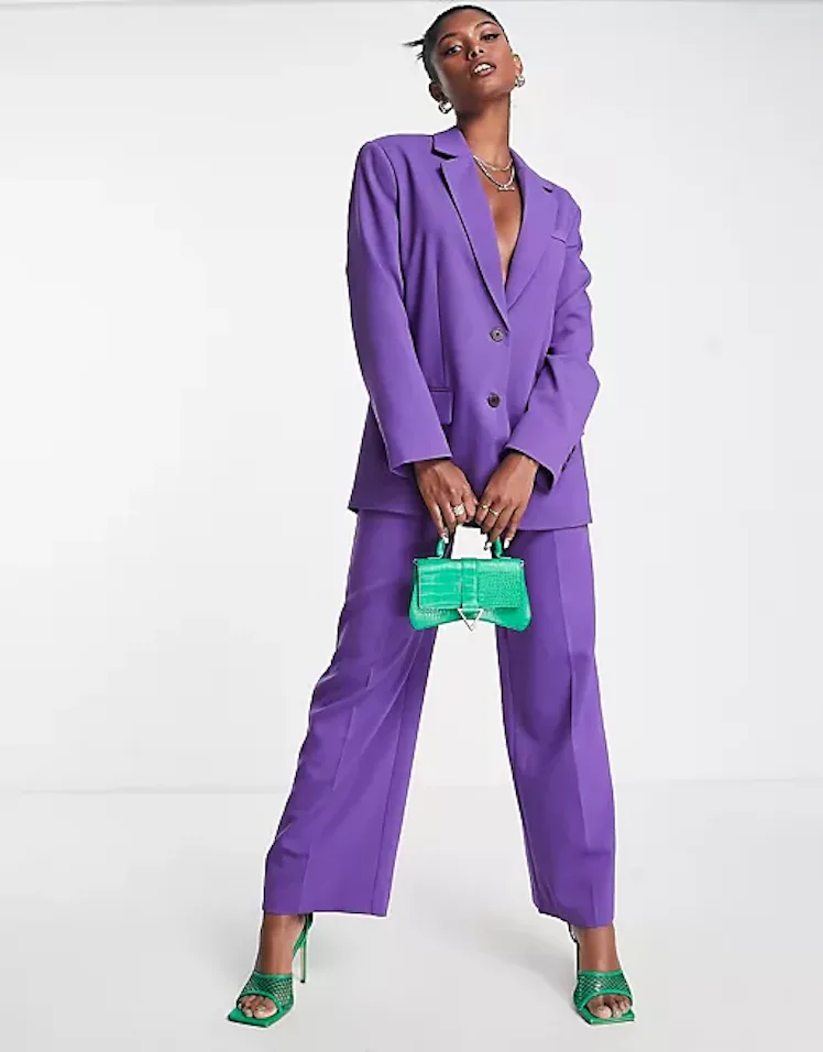 purple dress pants outfit How to Style Lavender Pants for Spring