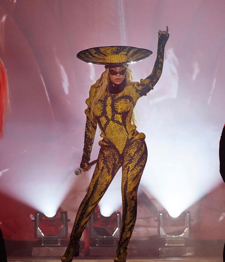 Beyoncé wears a custom Balmain catsuit while in Amsterdam.