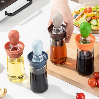 WOBILOO 2-In-1 Olive Oil Dispenser Bottle With Silicone Brush