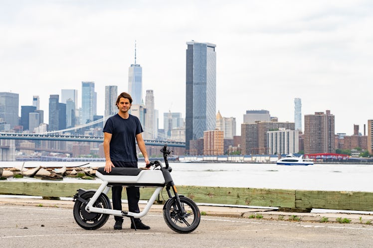 Pave e-bike in Brooklyn New York