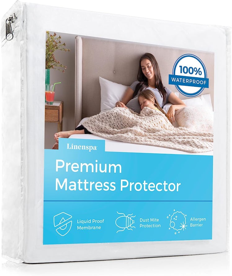 Linenspa Waterproof Smooth Top Mattress Protector