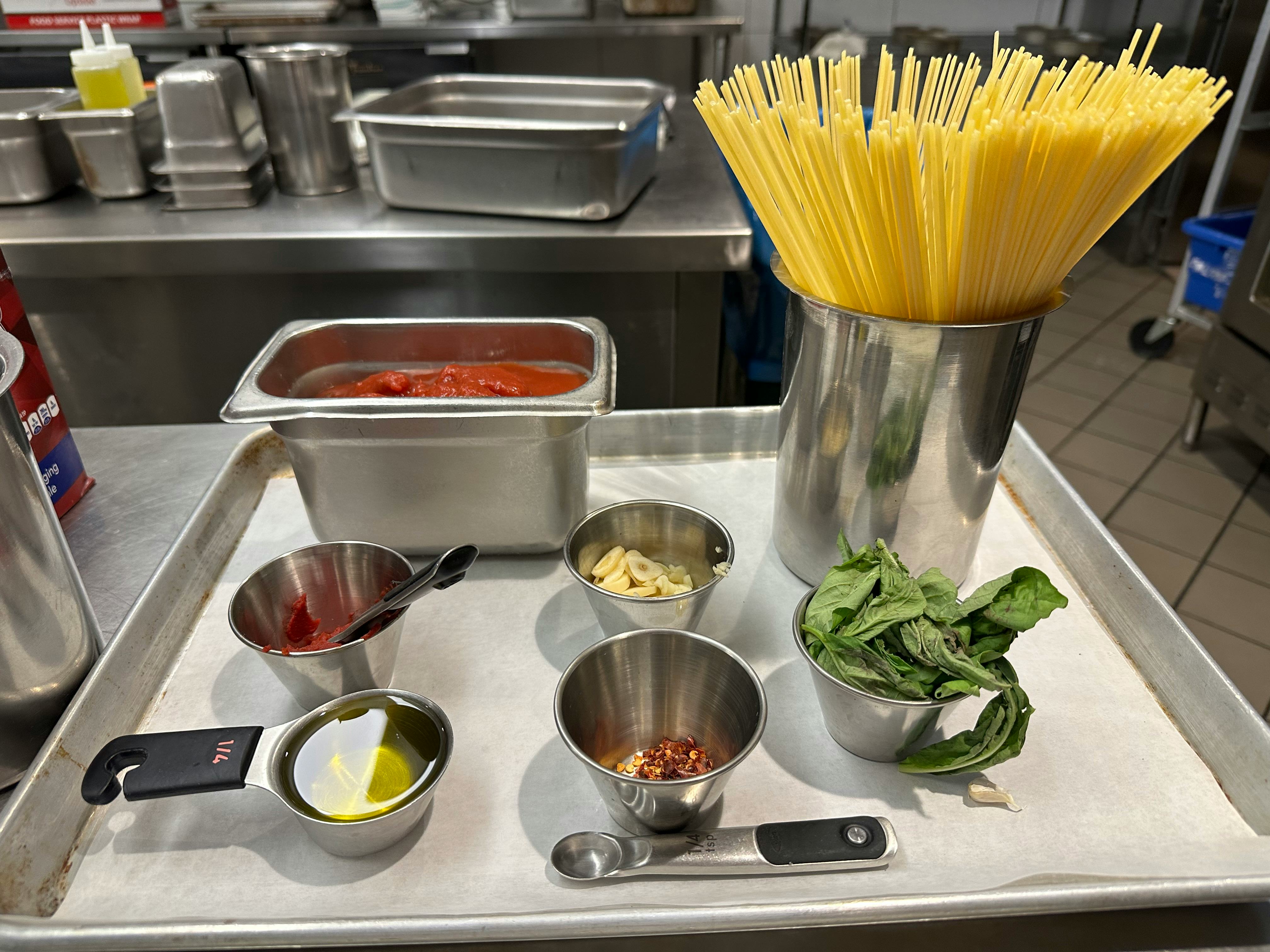 Mikey’s Spaghetti Pomodoro from The Bear.