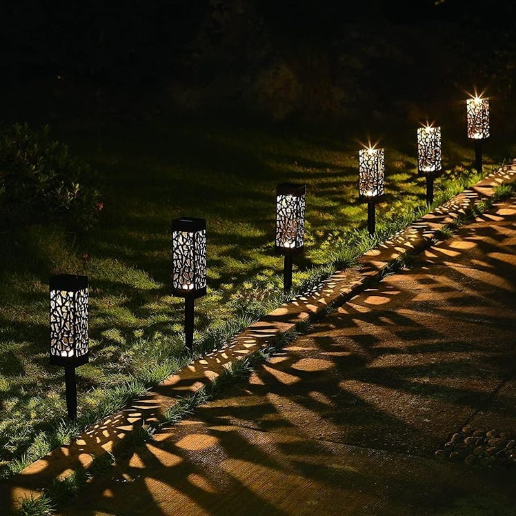 MAGGIFT Solar Powered Garden Lights (8 Pieces)