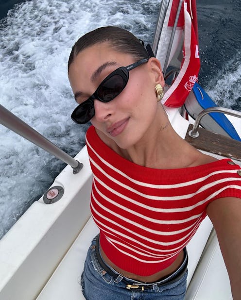 hailey bieber outfit