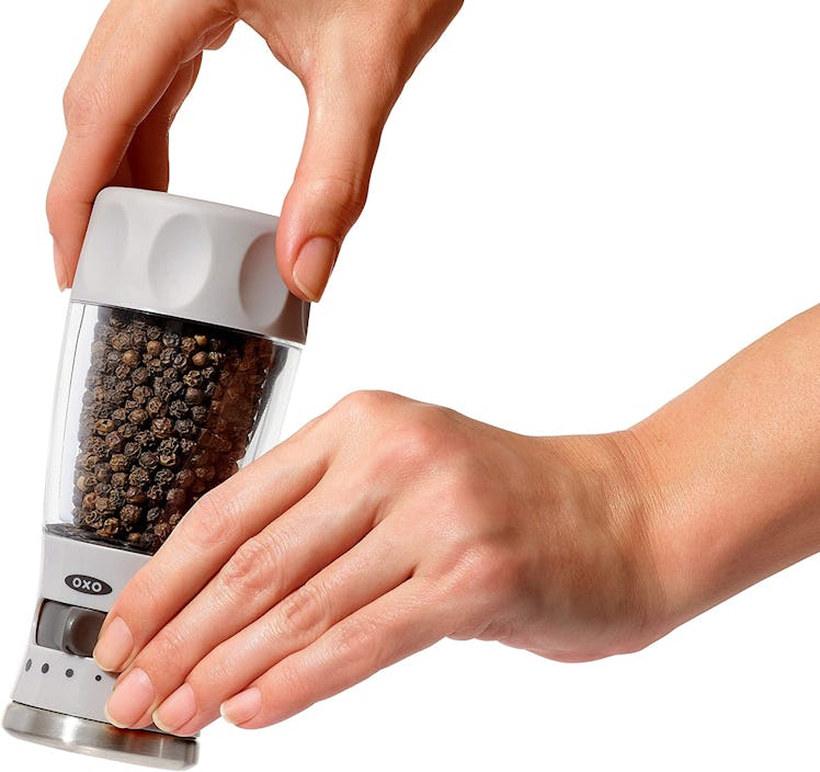 OXO Good Grips Contoured Mess-Free Pepper Grinder