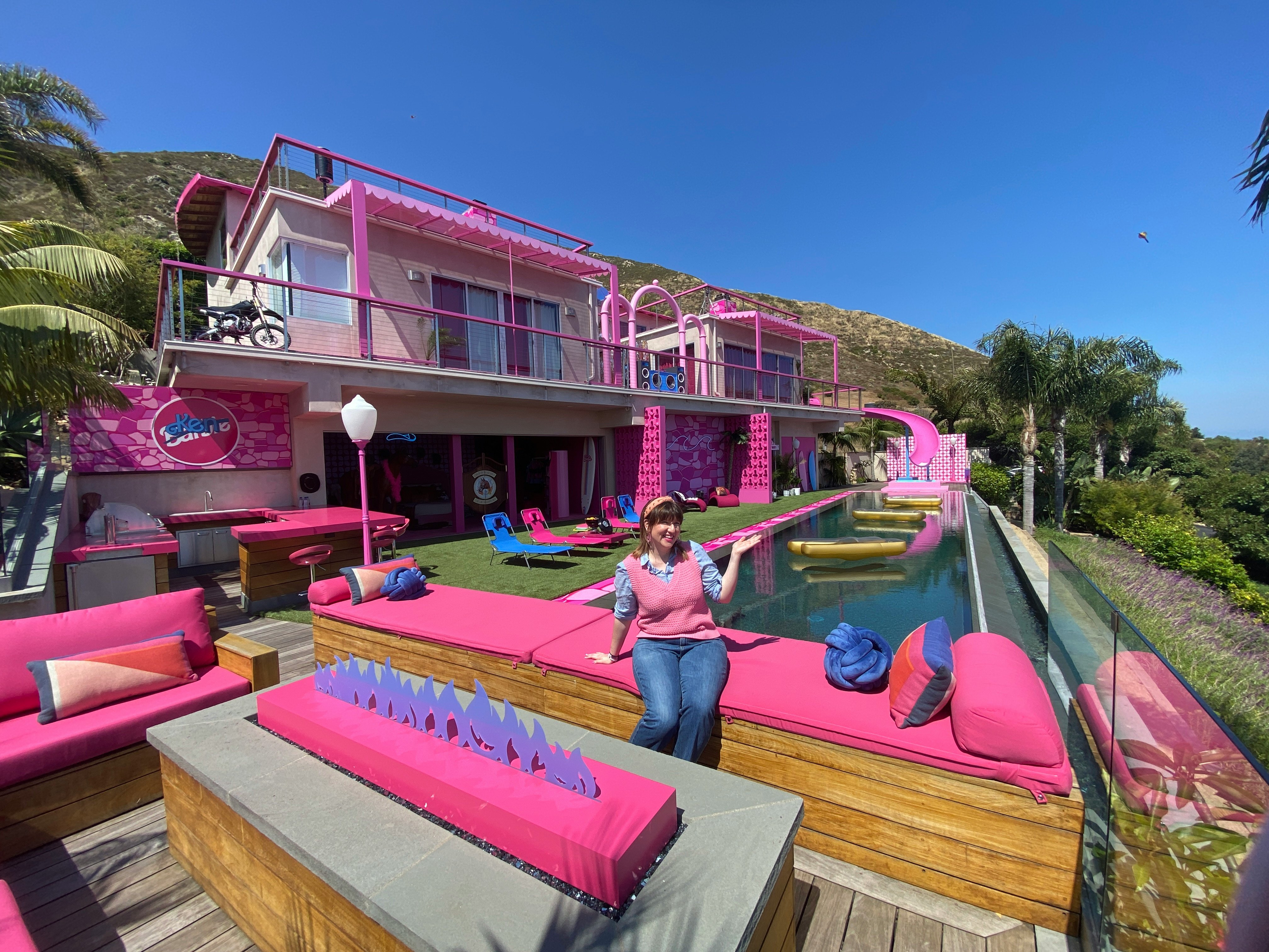 Casa de best sale barbie malibu airbnb