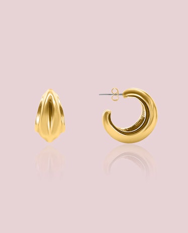 oma the label gold hoop earrings