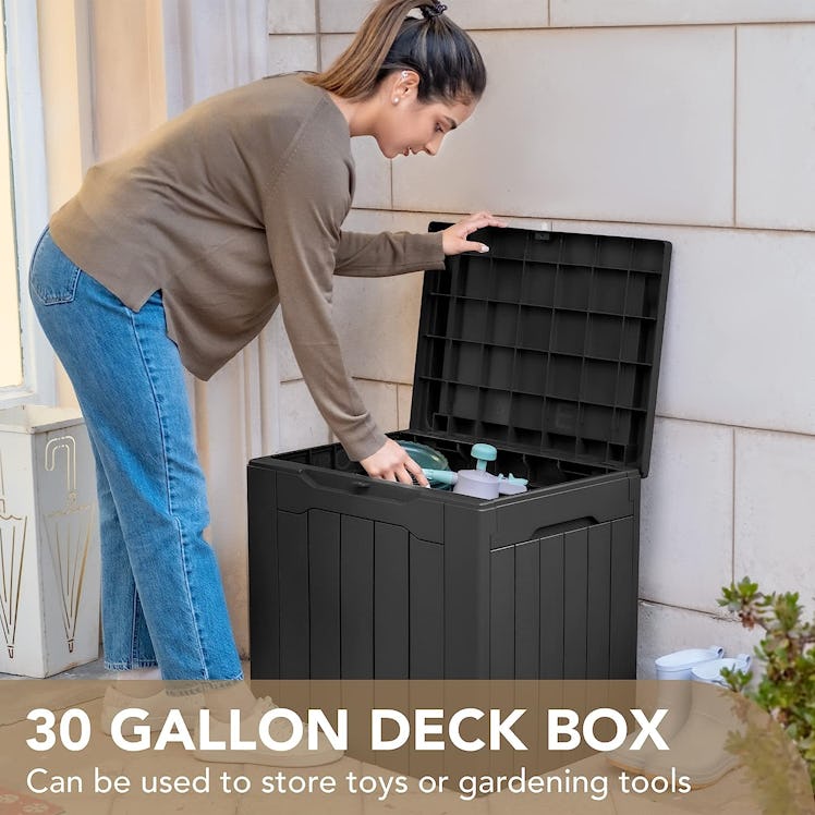 Devoko 30-Gallon Resin Deck Box
