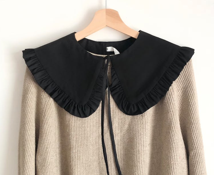 black extra wide puritan collar