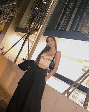 Blackpink’s Lisa Wears Conventional Silk Sarong Throughout Thai Trip