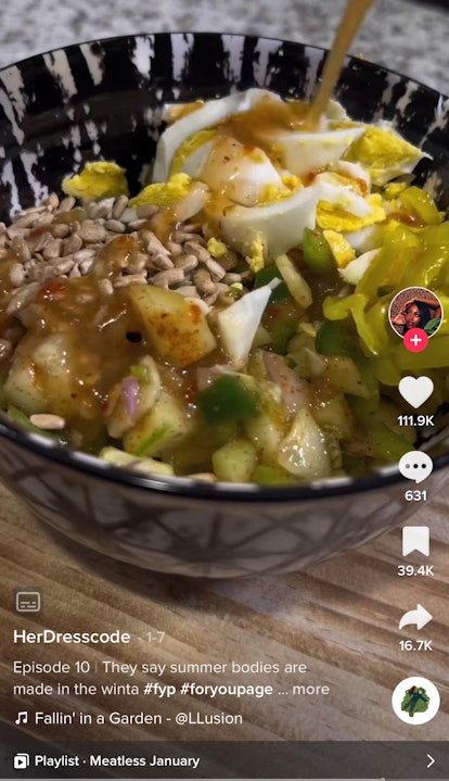 A TikToker shares the Hot Girl Summer Salad recipe on TikTok. 