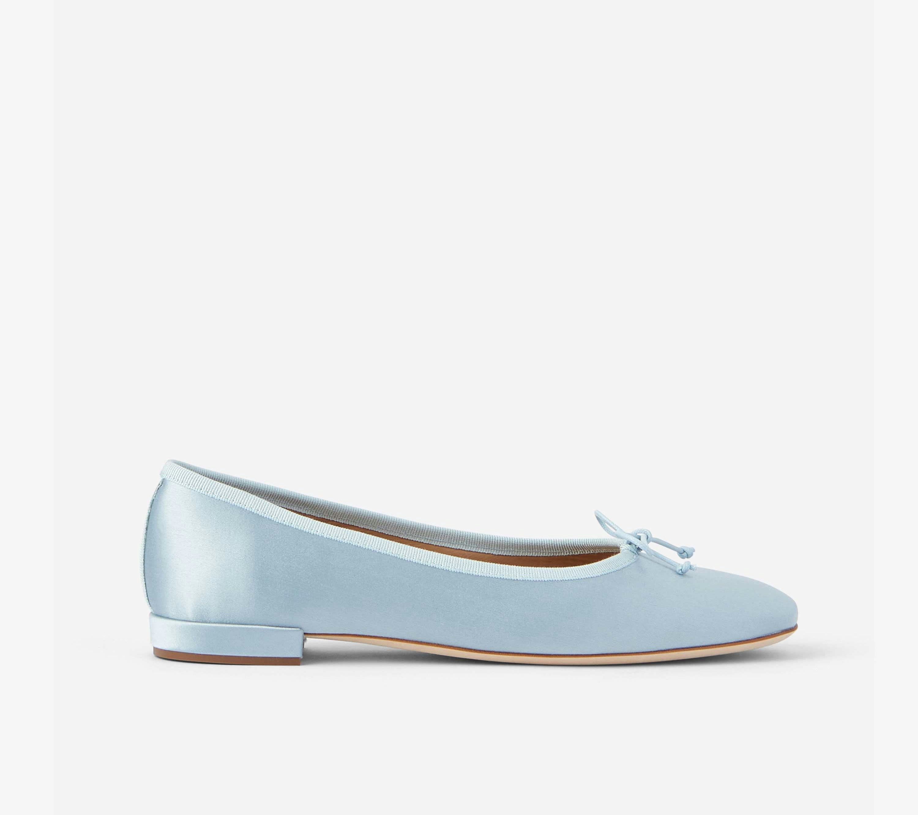 Plié your way into 2023's ballet flat trend like these Scandi