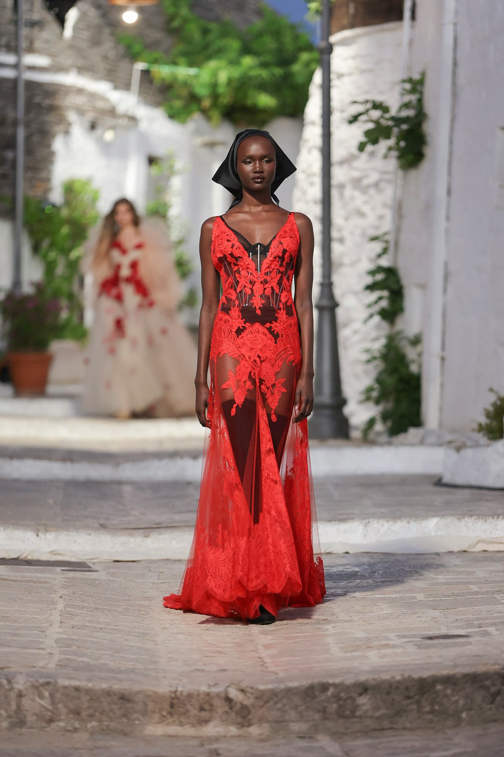 Kim Kardashian's Dolce & Gabbana Gown Proves She's Living 'La