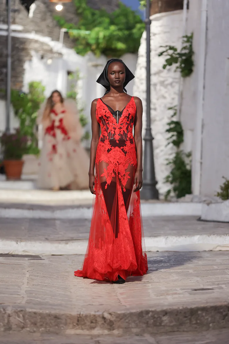Evening Gowns Abiti Da Cerimonia Dolce E Gabbana Kim Kardashian's Dolce Gabbana Gown Proves She's Living ' Evening Gowns Abiti Da Cerimonia Dolce E Gabbana Kim Kardashian's Dolce Gabbana Gown Proves She's Living '