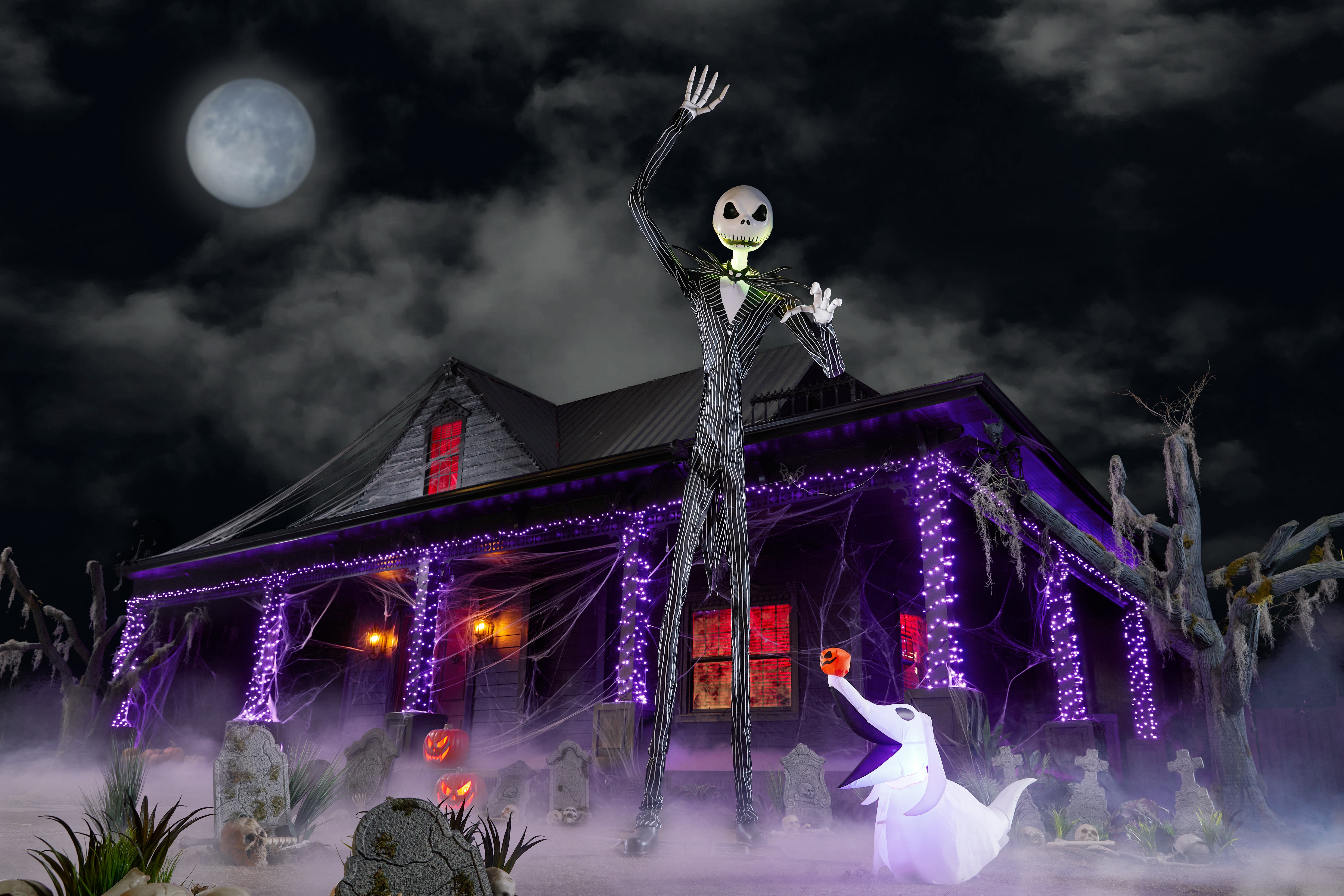 This 13-Foot Jack Skellington From Home Depot Is The Coolest