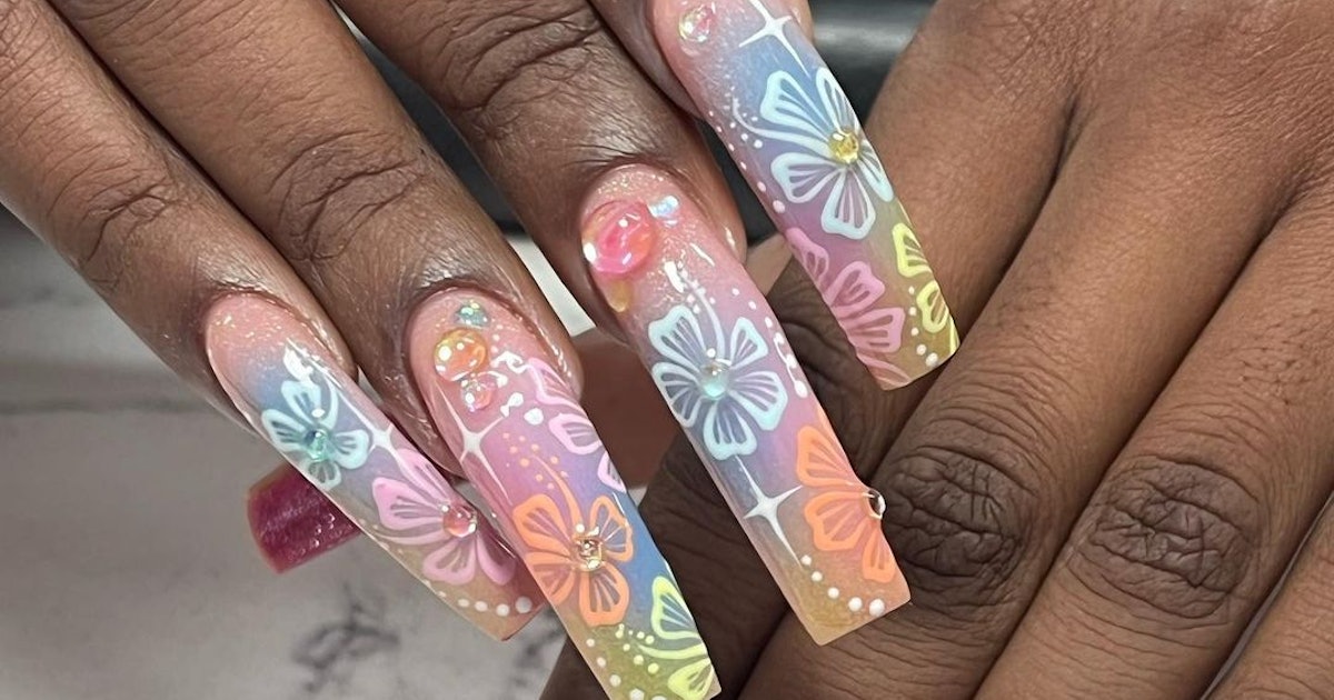 This Viral Hibiscus Flower Nail Art Tutorial Is Actually Genius