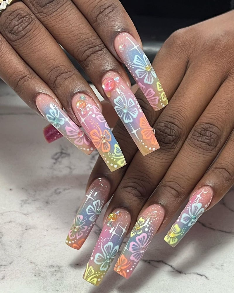 This Viral Hibiscus Flower Nail Art Tutorial Is Actually Genius