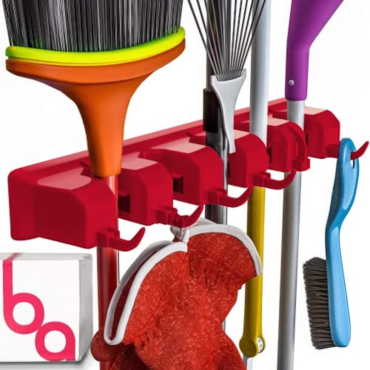 Berry Ave Broom Holder