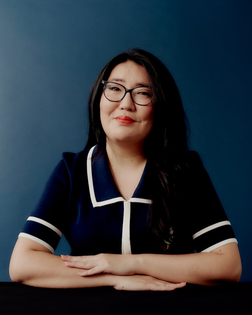 Jenny Han posing for the camera