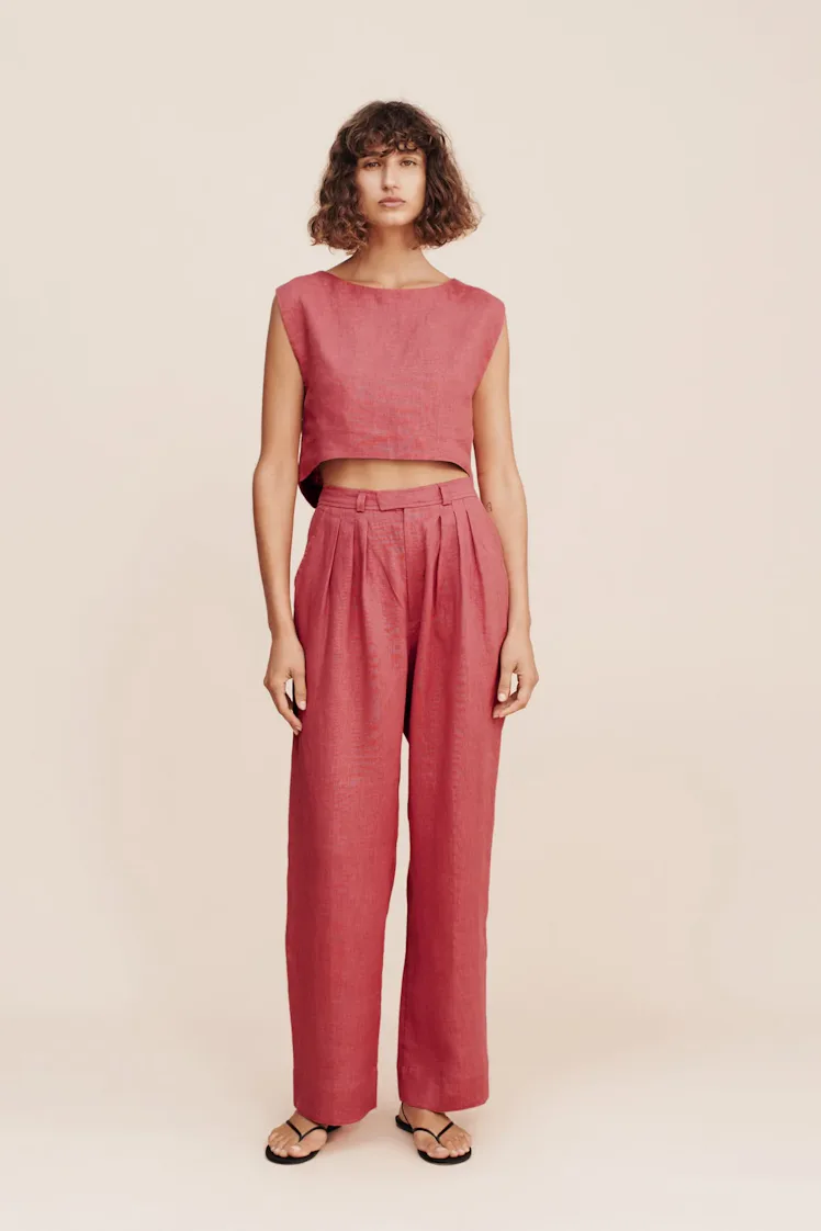 6 Linen Outfits That Go Beyond The Typical Breezy Neutral Look