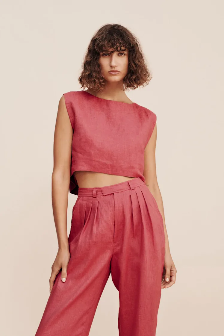 6 Linen Outfits That Go Beyond The Typical Breezy Neutral Look