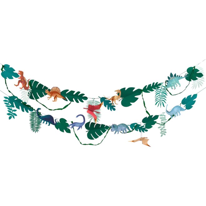 A dinosaur garland is a must-have part of dinosaur birthday party decorations.