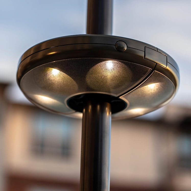 Brilliant Evolution LED Patio Umbrella Light