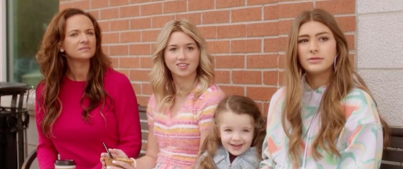 Jamie Lynn Spears' daughters have cameos In Zooey 102