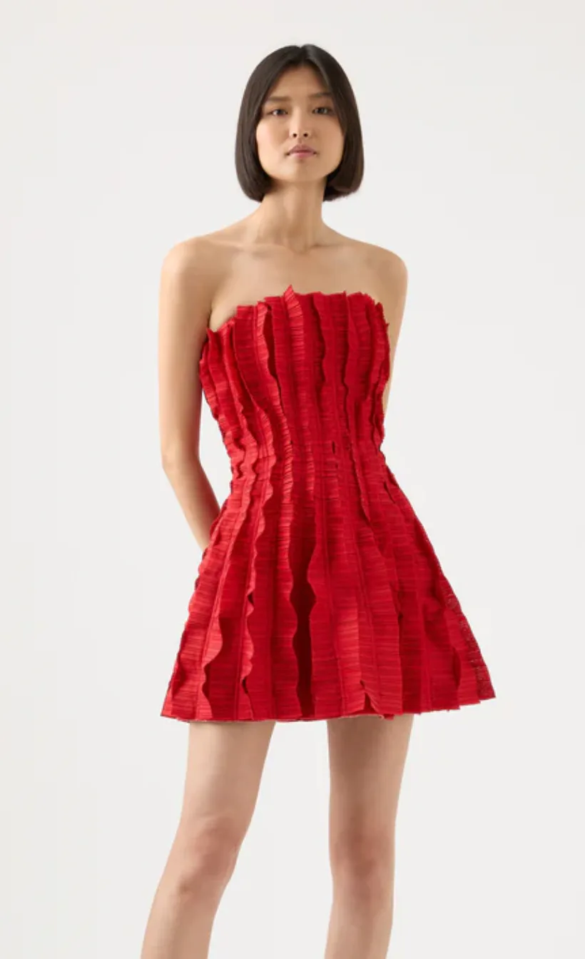 Selena Gomez's Red Mini Dress Is A Sultry Summer Birthday Party Outfit