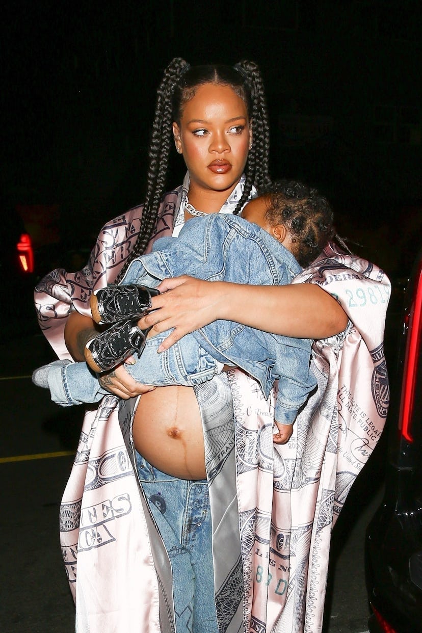 Beyoncé seen in Los Angeles, California with her baby RZA.