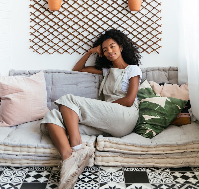 A woman who’s house-sitting while traveling shares what it’s like.