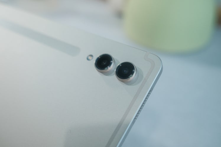 The dual lens camera system on the Galaxy Tab S9 Ultra, showing the wide and ultrawide lenses.