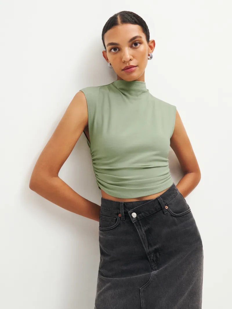 Why Reformation's $68 Lindy Knit Top Has Bustle Editors Obsessed
